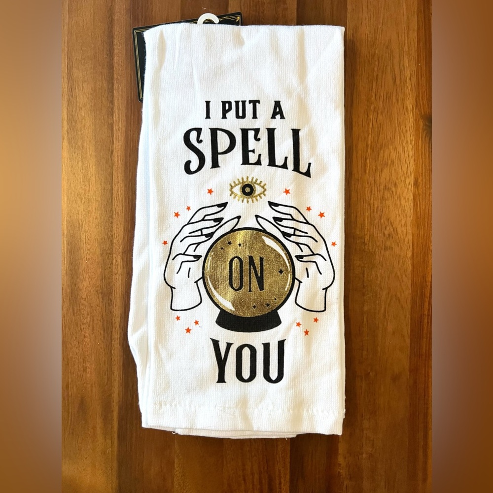 Mainstream I Put A Spell on You Towel Set